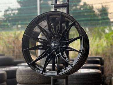 Sport Rim Baru 18 EverTrust ET-04 Glossy Black Sia