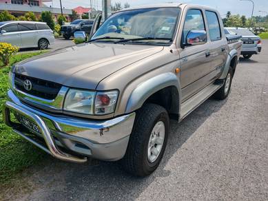 Toyota Hilux SR TURBO in Miri, SWK
