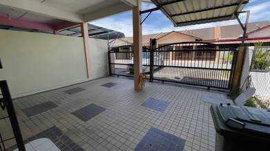 Room in Kuching, SWK