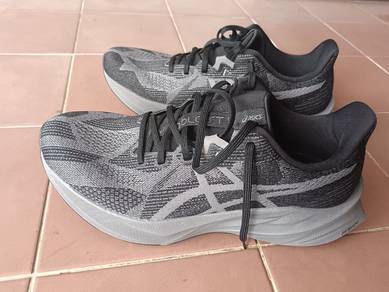 Asics Dynablast 5