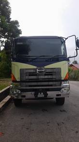 lorry tipper hino 700