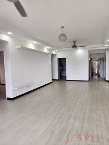 Condominium For Sale in Dynasty Condo (Dinasti Klang)