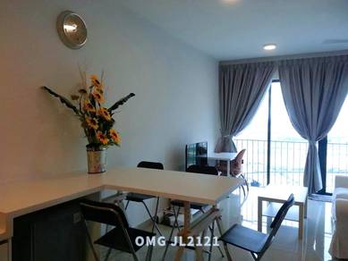 Service Residence For Sale in Trefoil