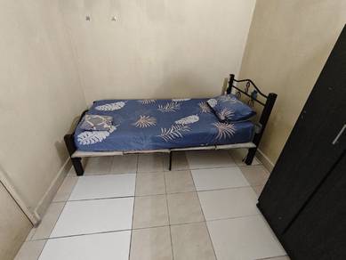 Room in Setia Alam, SGR
