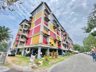 Flat For Sale in Taman Sri Lembayung