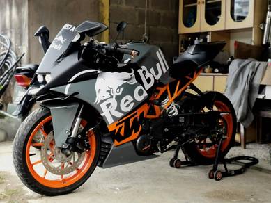 KTM 390 Duke