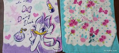 Disney Minnie Mouse & Daisy Duck Towels 