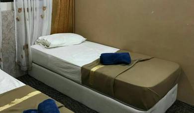 Single camel thermal blanket