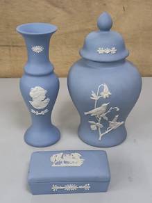 Blue & White Jasperware-Style Relief Set of 3 | 蓝白