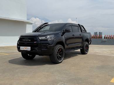 Toyota Hilux GRS in Kota Kinabalu, SBH