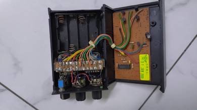Free electronic components 