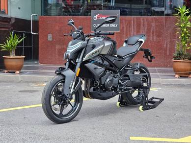 CFMOTO 450NK