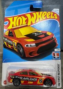 Hotwheels 15 Dodge Charger SRT Case B 2024
