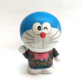 100 Doraemon