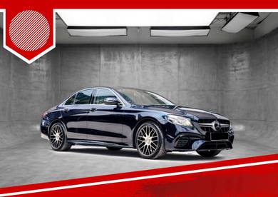 Mercedes Benz E250 250 AVANTGARDE (CKD) in Others, KUL