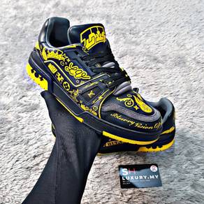 Louis Vuitton Black Yellow Graffiti Trainer Sneake