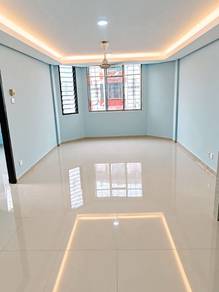 Apartment For Sale in Rampai Court