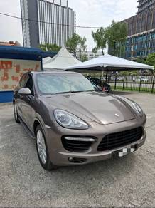 Porsche Cayenne Turbo TURBO in Petaling Jaya, SGR