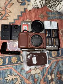 Ricoh GR III hdf