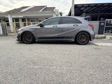 Mercedes Benz A45 45 AMG (CBU) in Bandar Perda, PNG