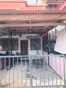 Townhouse For Rent in Durian Tunggal,MLK