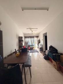 Apartment For Sale in Suria Kipark Damansara