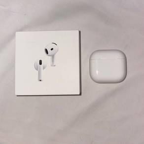 Airpods 4 with Active Noise Cancellation