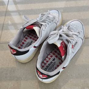 Adidas Shoe For Sale
