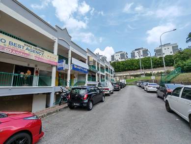 Shop lot For Rent in Desa Petaling,KUL