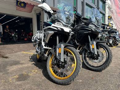CFMOTO 700MT