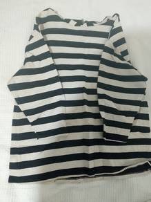 Preloved Striped Long Sleeve Top Blouse Casual 