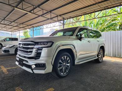Toyota Land Cruiser ZX in Taman Tun Dr Ismail, KUL