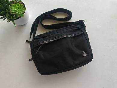 Beanpole Sling Bag 