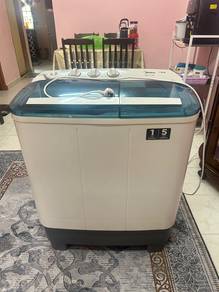 Mesin Basuh Midea