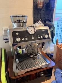 DeLonghi Espresso / Coffee Machine