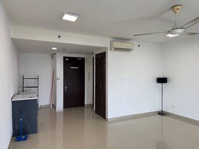 Service Residence For Sale in Trefoil
