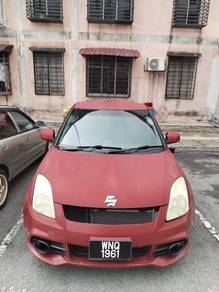 Suzuki Swift in Seri Kembangan, SGR