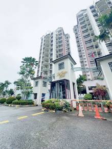 Condominium For Sale in The Golden Coast