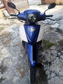 Suzuki RGV