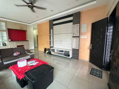 Semi-Detached House For Sale in Tanjong Minyak,MLK