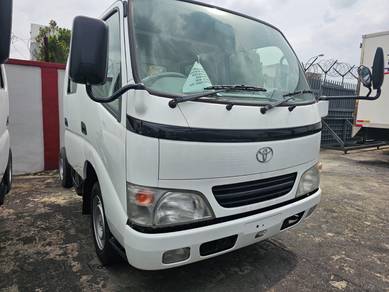 Toyota Kdy230 crew cab 2.5/3.0cc rebuild lorry
