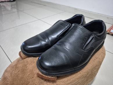 Larrie Men Black Comfort Travel Wear