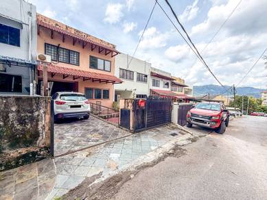 3.5-storey Terraced House For Sale in Ampang,SGR