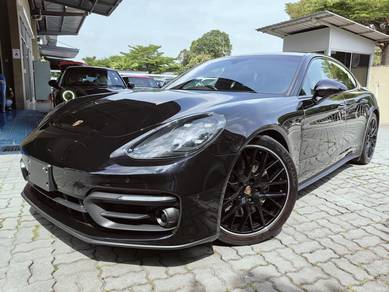 Porsche Panamera BASE in Petaling Jaya, SGR