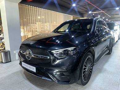Mercedes Benz GLC300 300 4MATIC AMG LINE in Chan Sow Lin, KUL