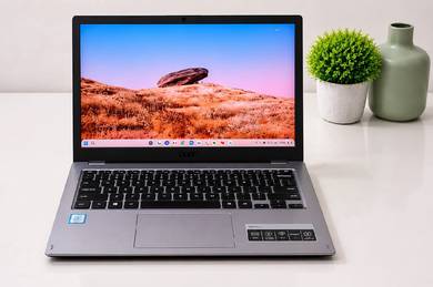 Acer Chromebook 8GB RAM 256GB + Headphone