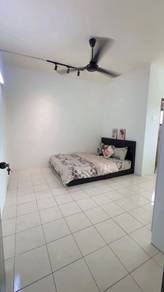 Room in Shah Alam, SGR