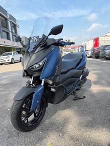 Yamaha XMAX