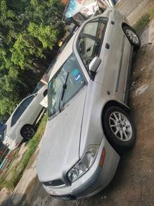 Volvo S40 in Salak Selatan, KUL