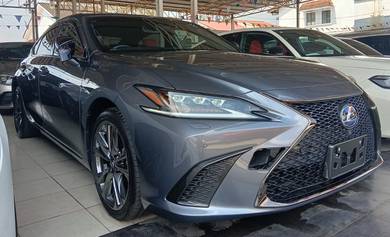 Lexus ES 250 F SPORT in Johor Bahru, JHR